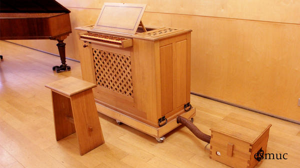 Imatge d'un orgue positiu